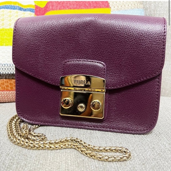 NWT Furla Metropolis Purple Gold Crossbody Bag with Chain Strap